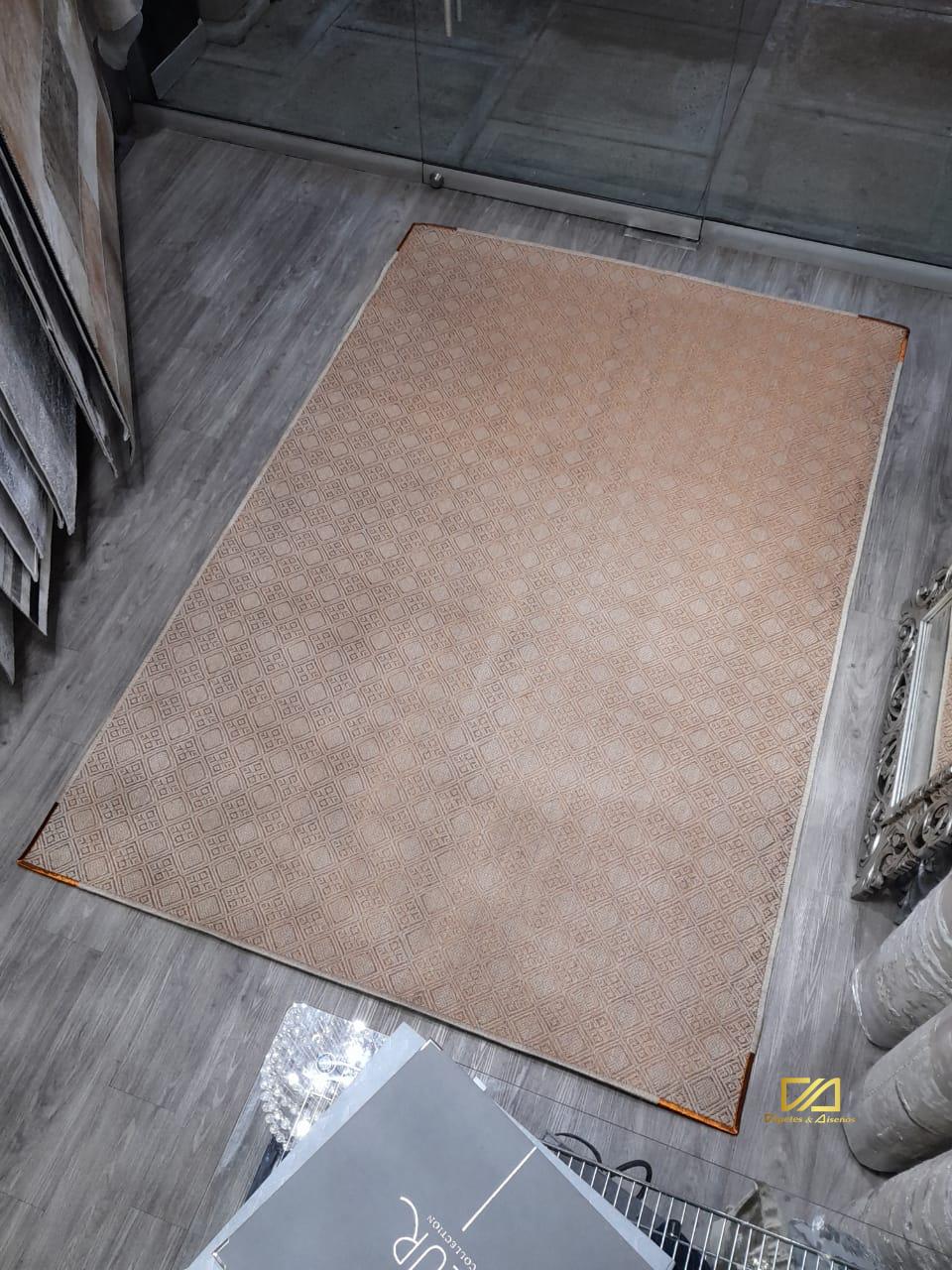 GEOMETRIC COBRE I